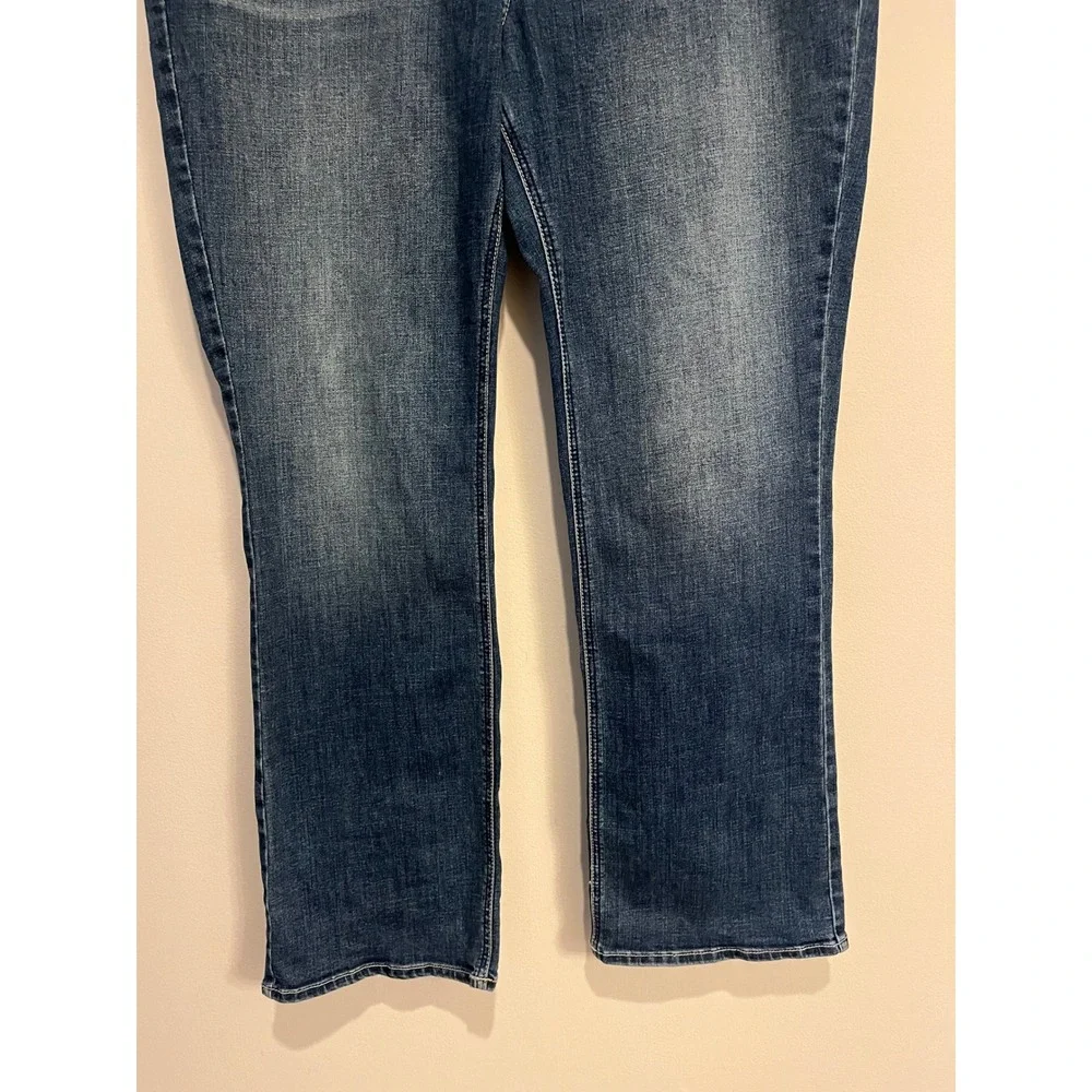 Silver Jeans Elyse Slim Boot Cut Stretch Embroidered Pockets Plus Size 20W x 33